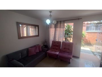 VENTA CASA 3 NIVELES  EN CONDOMINIO