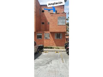 VENTA CASA 3 NIVELES  EN CONDOMINIO