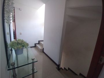 VENTA CASA 3 NIVELES  EN CONDOMINIO