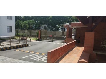VENTA CASA 3 NIVELES  EN CONDOMINIO