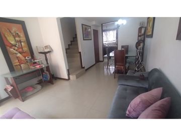 VENTA CASA 3 NIVELES  EN CONDOMINIO