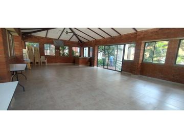 VENTA  APARTAMENTO 140 M2PARQUEADERO DOBLE DEPOSITO