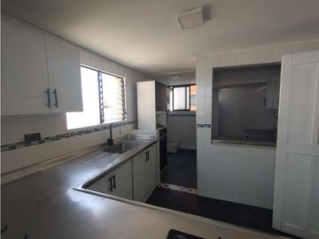 VENTA  APARTAMENTO 140 M2PARQUEADERO DOBLE DEPOSITO