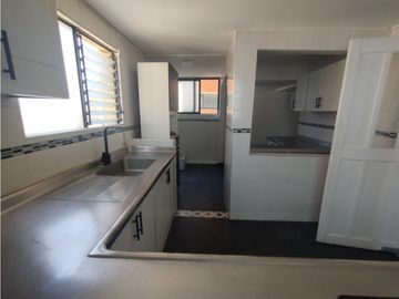VENTA  APARTAMENTO 140 M2PARQUEADERO DOBLE DEPOSITO
