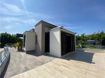VENTA EXCELENTE CASA CONDOMINIO VIA AL AEROPUERTO