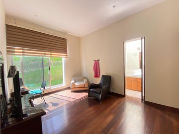 VENTA EXCELENTE CASA CONDOMINIO VIA AL AEROPUERTO