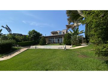 VENTA EXCELENTE CASA CONDOMINIO VIA AL AEROPUERTO