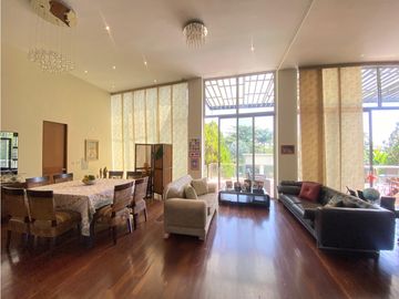 VENTA EXCELENTE CASA CONDOMINIO VIA AL AEROPUERTO