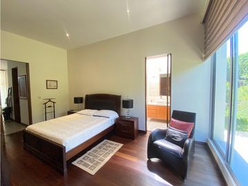 VENTA EXCELENTE CASA CONDOMINIO VIA AL AEROPUERTO