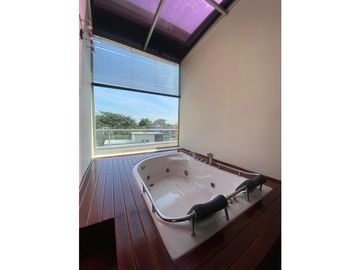 VENTA EXCELENTE CASA CONDOMINIO VIA AL AEROPUERTO