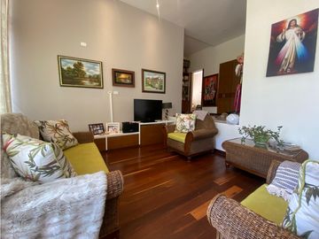 VENTA EXCELENTE CASA CONDOMINIO VIA AL AEROPUERTO