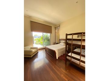 VENTA EXCELENTE CASA CONDOMINIO VIA AL AEROPUERTO