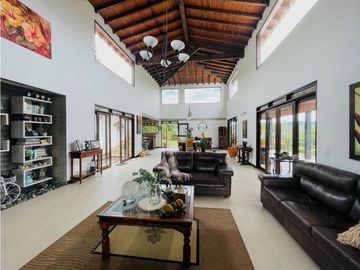 CASA EN VENTA EN LA CEJA EL YARUMO
