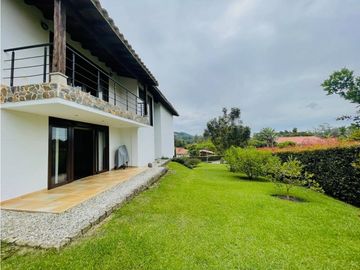 CASA EN VENTA EN LA CEJA EL YARUMO