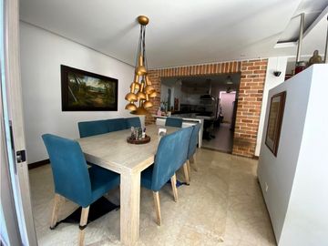 VENTA CASA EN CIUDAD JARDIN SUR CALI