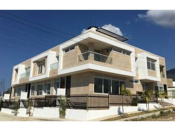 Casa conjunto cerrado con vista al mar Bello horizonte Santa Marta 001
