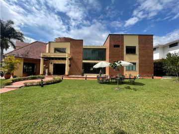 SE VENDE CASA  EN EL MUNICIPIO DE  FUSAGASUGA