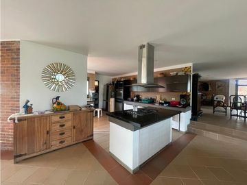 SE VENDE CASA  EN EL MUNICIPIO DE  FUSAGASUGA