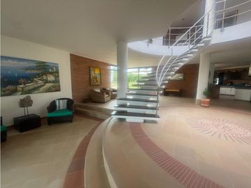 SE VENDE CASA  EN EL MUNICIPIO DE  FUSAGASUGA