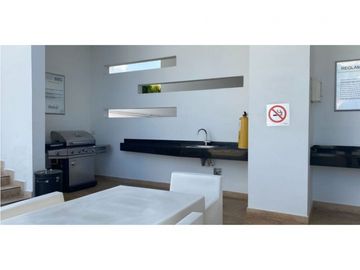 Venta de Lujoso Apartamento, Playa Salguero.