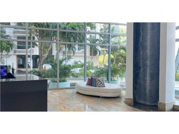 Venta de Lujoso Apartamento, Playa Salguero.