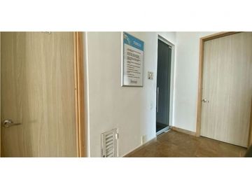 Venta de Lujoso Apartamento, Playa Salguero.