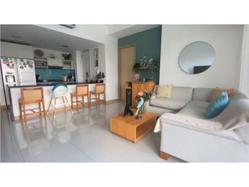 Venta de Lujoso Apartamento, Playa Salguero.