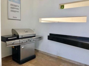 Venta de Lujoso Apartamento, Playa Salguero.