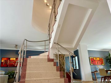 Venta De Penthouse en El Poblado Loma de Los Parra