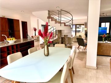 Venta De Penthouse en El Poblado Loma de Los Parra