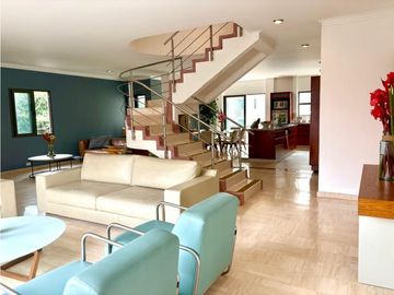 Venta De Penthouse en El Poblado Loma de Los Parra