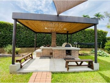 Casa campestre en condominio para la venta en Cerritos, Pereira!!!