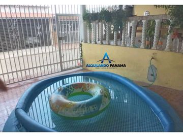 VENTA DE CASA EN LAS ACACIAS