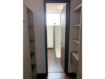 Se Vende Apartamento Moderno y Amplio La Castellana