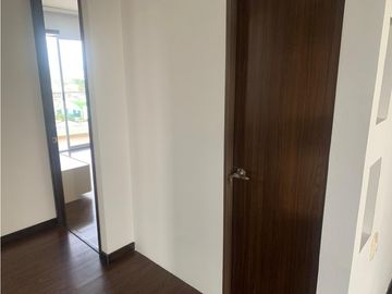 Se Vende Apartamento Moderno y Amplio La Castellana
