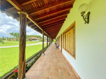 Finca Hotel En Venta Montenegro Quindio Vereda El Cuzco