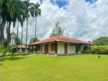 Finca Hotel En Venta Montenegro Quindio Vereda El Cuzco