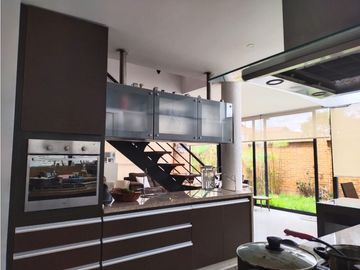 Venta imperdible: Casa de ensueño en Chía, Estilo inigualable