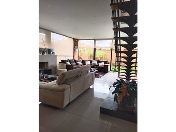 Venta imperdible: Casa de ensueño en Chía, Estilo inigualable