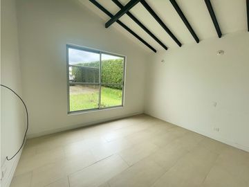 Se Vende Casa Campestre  En Condominio En El Caimo Armenia
