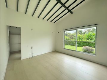 Se Vende Casa Campestre  En Condominio En El Caimo Armenia