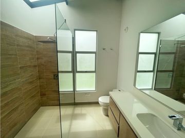 Se Vende Casa Campestre  En Condominio En El Caimo Armenia
