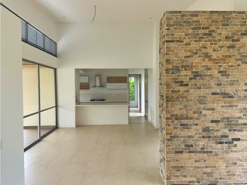 Se Vende Casa Campestre  En Condominio En El Caimo Armenia