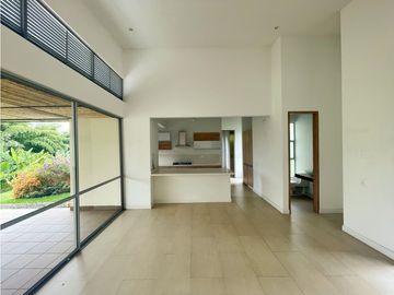 Se Vende Casa Campestre  En Condominio En El Caimo Armenia