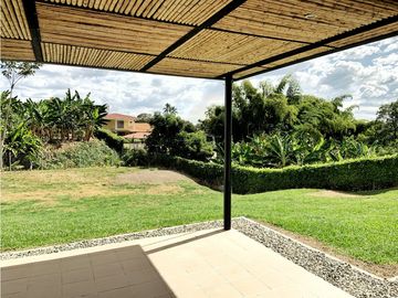 Se Vende Casa Campestre  En Condominio En El Caimo Armenia