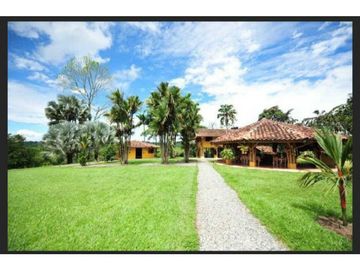 Venta Finca Hotel Turística - Lote 32400 m2 Sector Tebaida