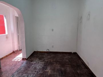 Departamento Tipo Casa en venta en Lanus Oeste