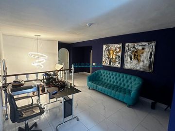 Casas Venta CAL. Ayacucho - LA MOLINA