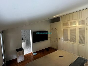 Casas Venta CAL. Ayacucho - LA MOLINA