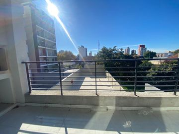 Departamento en  venta de 2 ambientes con cochera
